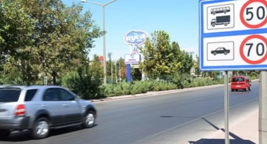 Karayollarındaki hız sınırlamaları yeniden düzenlenecek