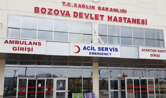 Şanlıurfa&#039;da iki otomobil çarpıştı: 3 yaralı