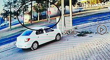 Şanlıurfa'da ortalığı birbirine katan tır işyerine daldı