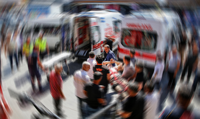 Siverek&#039;teki kavgada baba ile oğlu yaralandı