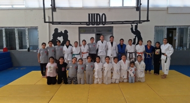 Yaz kurslarında judo sporuna yoğun ilgi