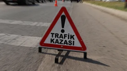 Şanlıurfa'da plakasını almak için duran sürücüye araç çarptı
