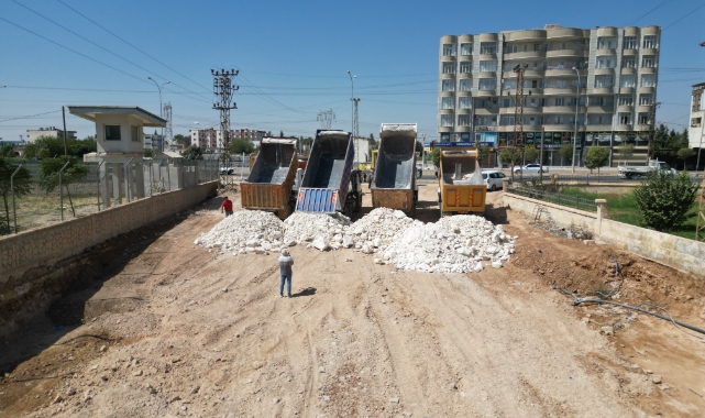 Büyükşehir, Akçakale’de ulaşımı güçlendiriyor