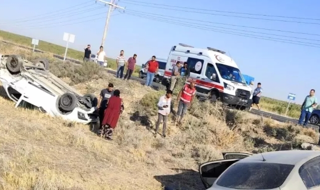 Ceylanpınar&#039;da iki otomobil çarpıştı: 4 yaralı