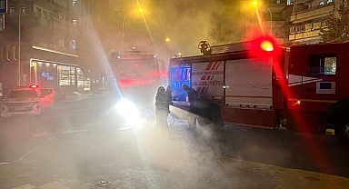 Şanlıurfa'da gece yarısı iş yerinde yangın