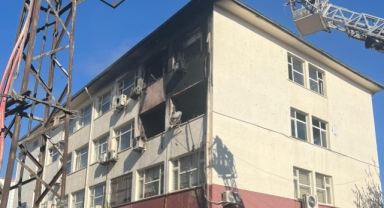 Şanlıurfa'da Hükümet Konağı'nda çıkan yangın söndürüldü