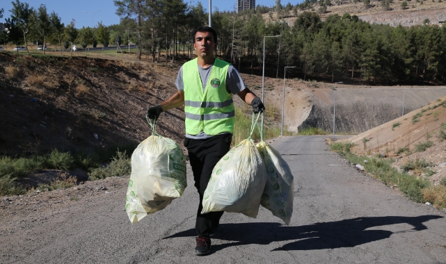 Şanlıurfalı genç 105 gündür çevreyi temizliyor