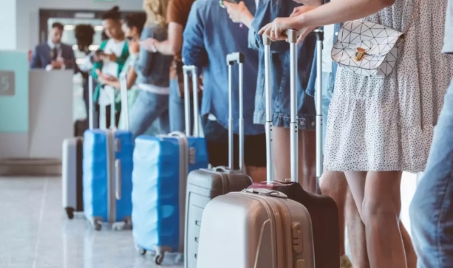 Yurt dışı çıkış harcına zam