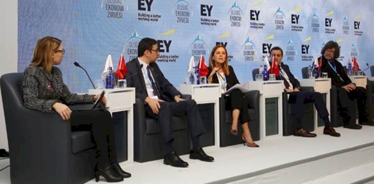 E-Ticaret zirvesinde perakende satış ve iş modelleri ile değişim süreci