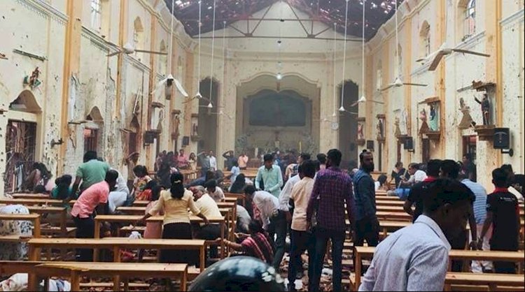 Sri Lankada 6 Patlamadan Sonra 153 Kişi Hayatını Kaybetti 420 Yaralı Var