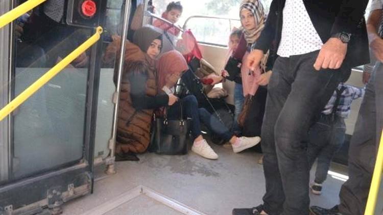 Halk Otobüsü Şoföründen Örnek Hareket / Fenalaşan Kadını Hastaneye Yetiştirdi