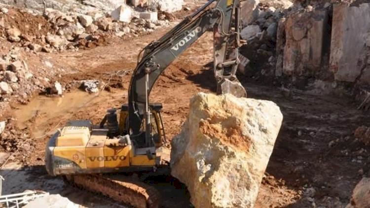 Kastamonu'da Maden ocağında Kopan Kayalar 2 İşçinin Üzerine Düştü