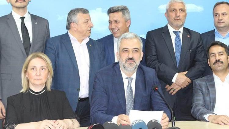 AKP 31 Mart'ın Faturasını İl Başkanına Kesti / İl Başkanı İstifa Ettirildi