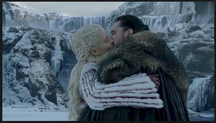 Game Of Thrones Takipçileri İsyan Bayrağını Açtı / İmza Kampanyası Başlattılar