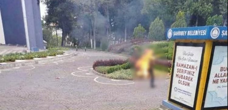 İşsizlikten Belediyenin Önünde Kendini Yakan Eyüp Dal Kimdir?