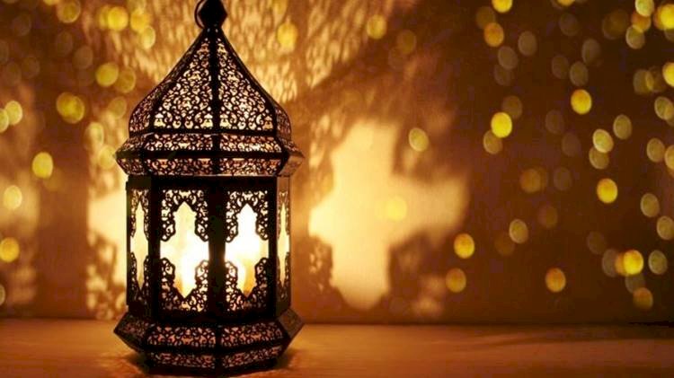Gönül Coğrafyamıza Düşen Son Cemre: Kadir Gecesi