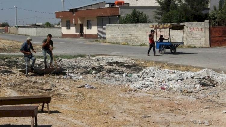 Akçakale'de Vatandaşlar Belediye Başkanının Verdiği Sözleri Tutmasını İstiyor