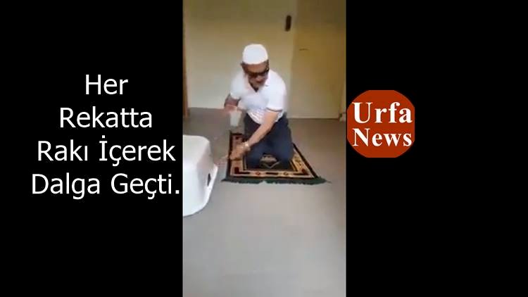 Namaz Kılarken Rakı İçen Adam