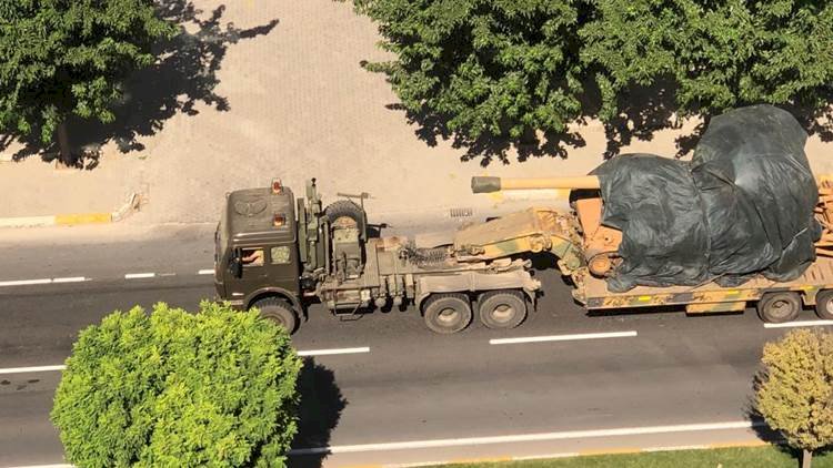 Şanlıurfa'da Askeri Hareketlilik / Fırtına Obüsleri Sınıra Sevk Edildi