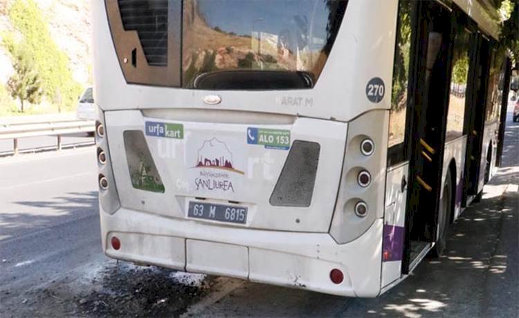 Belediye Otobüsündeki Yangın Çabuk Fark Edilince Faciadan Dönüldü