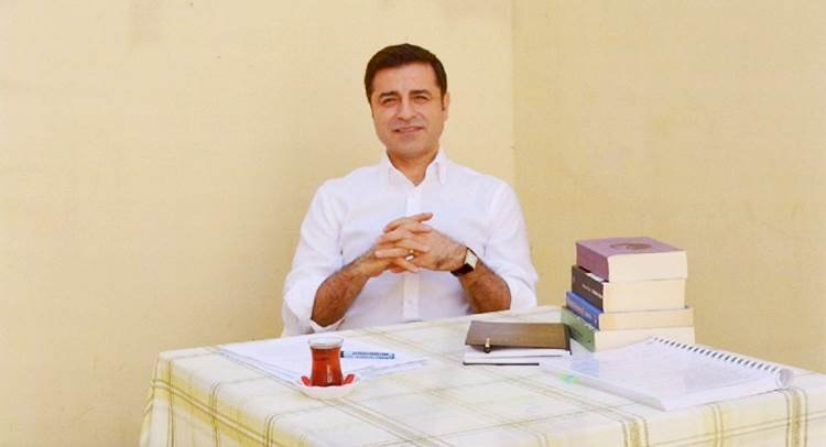 Demirtaş, Sadece Siyasi Davalarda Tutukluluk Esas Alınıyor