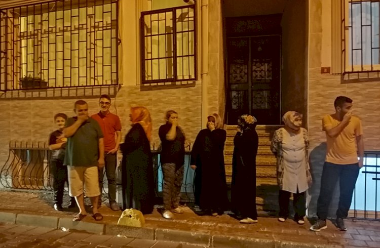 Geçtiğimiz Günlerde Ceset Çıkan Binada Kötü Koku Çilesi Devam Ediyor