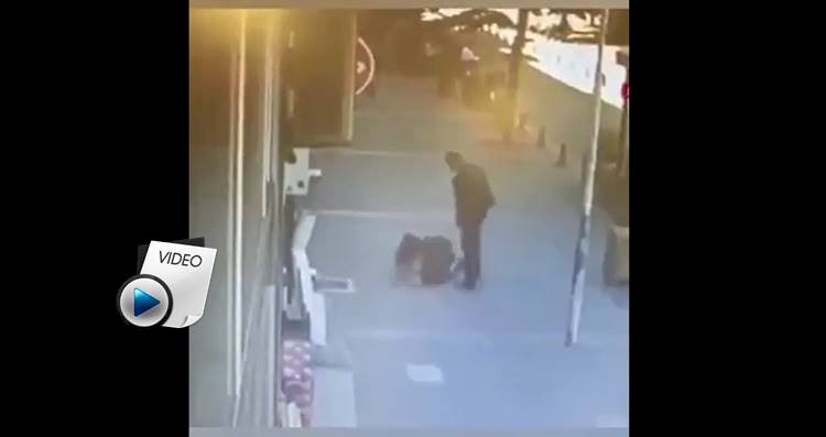 Sokak Ortasında Eşini Döven Kocaya Meydan Dayağı