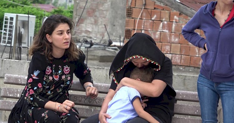 2,5 Yaşındaki Çocuk , Aracın Altında Ezildi