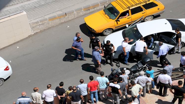 Yol Verme Tartışması Polisin Müdahalesiyle Kavgaya Dönüşmedi