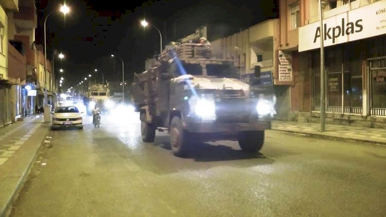 Ceylanpınar Sınır Bölgesine Askeri Personel ve kirpi Sevkıyatı Yapıldı