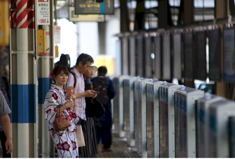 Japonlar Sıcaklara Alışkın Değil | Japonya&#039;da 38 Dereceyi Bulan Sıcaklıklar Son 2 Günde 7 Kişinin Ölümüne Sebep Oldu