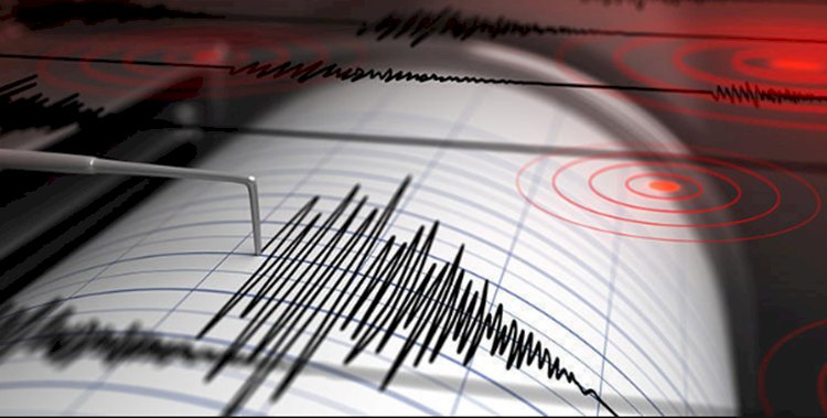 İzmir'de 4.3 Büyüklüğünde Deprem Meydana Geldi