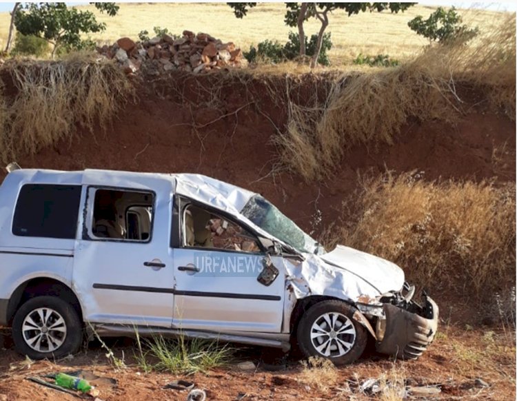 Şanlıurfa - Adıyaman Karayolunda Araç Devrildi : 7 Kişi Yaralı