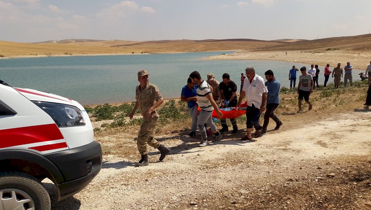 Şanlıurfa&#039;dan Bir Acı Haber Daha  ! Annesi Çocuğunu Kurtarayım Derken Ölmüştü , Kızının da Ölüm Haberi Geldi