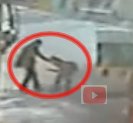 Sokakta Omuz Atma Kavgasında Bıçaklandı, Güvenlik Kameralarına Böyle Yakalandı