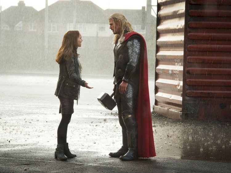 Thor: Karanlık Dünya En Çok Sevilen Sahneleri İzle