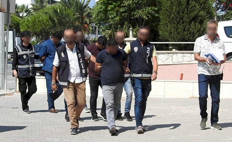 3 Urfalı Dolandırıcı 670 Bin Lirayı Çalmak Üzereyken Suç Üstü Yakalandı