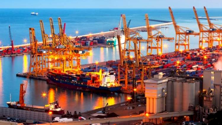 Ağustos Ayı Dış Ticaret Açığı 2.38 Milyar Dolar Olarak Gerçekleşti