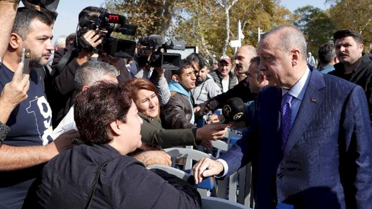 EYT'yi Soran Kadına Erdoğan'dan Cevap /40 Yaşında Emeklimi Olalım