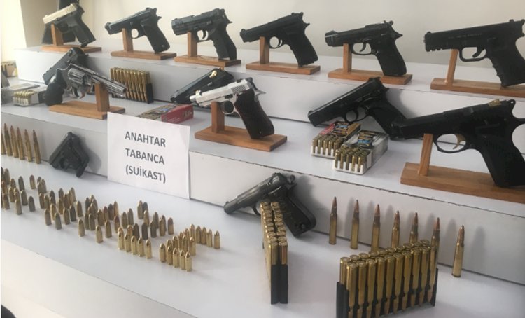 10 İlde Operasyon : Silah Kaçakçılığı Yapan 83 Şahıs Yakalandı