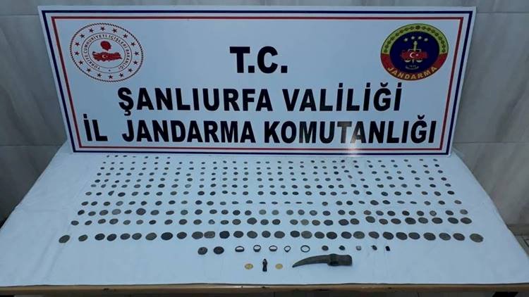 Şanlıurfa'da Tarihi Sikke Operasyonu 8 kişi Gözaltına Alındı