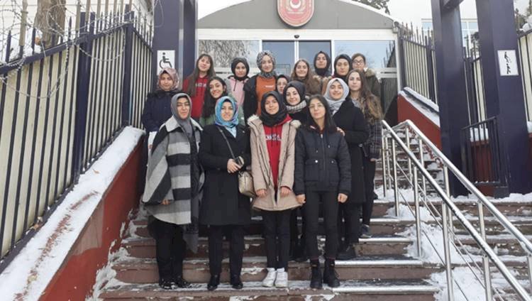Öğrenciler Mehmetçiğe Mektup Yazdı
