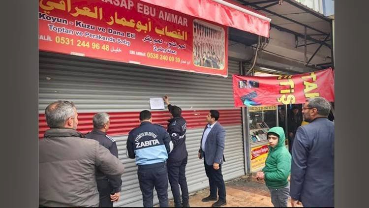 Urfa'da Dükkanının Önünde Deve Kesen Suriyeli Kasabın İşyeri Mühürlendi