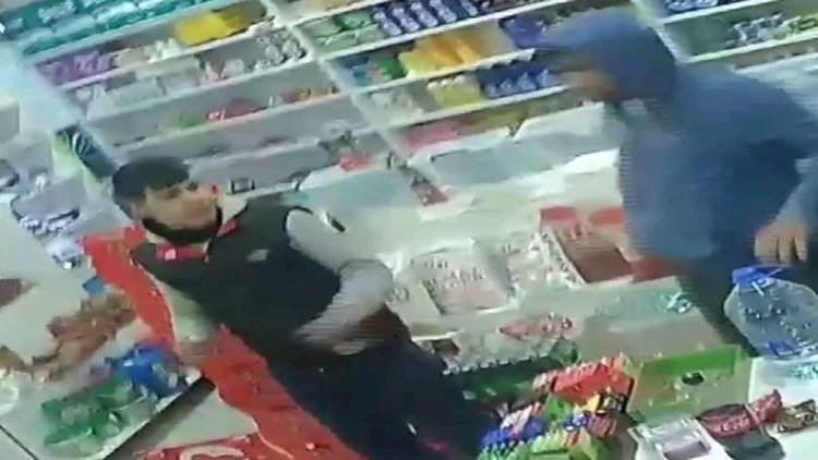 İşyeri Kamerasındaki Görüntüler Siverek'in Depremden Nasıl Etkilendiğini Gösterdi