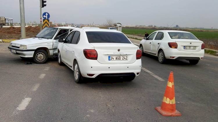 Şanlıurfa-Akçakale Yolunda Trafik Kazası 3 Kişi Yaralandı