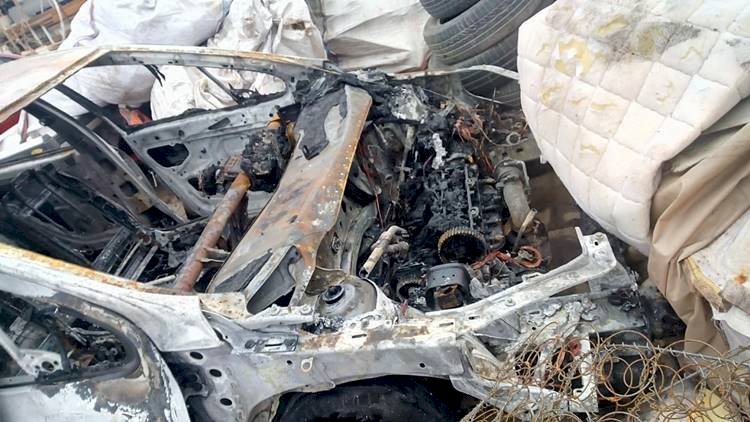 Şanlıurfa'da Yolda Giden Araç Aniden Alev Aldı