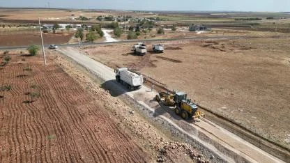 Büyükşehir Hilvan'da ulaşım çalışmalarını sürdürüyor