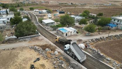 Büyükşehir, Karaköprü kırsalında yolları yeniliyor