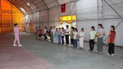 Karaköprü’de gençler voleybolla buluşuyor
