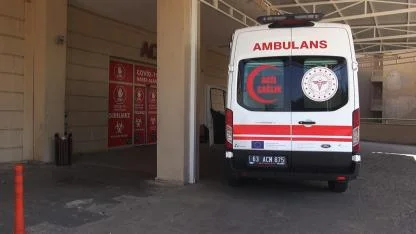 Şanlıurfa'da devrilen otomobildeki 6 kişi yaralandı
